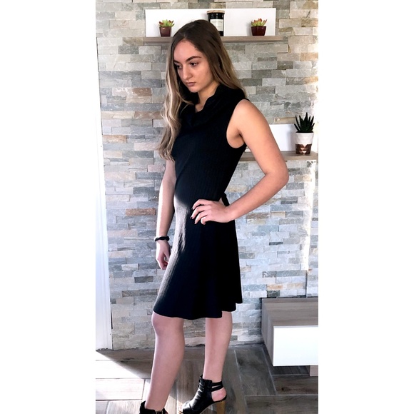 Cowl neck knit ribbed dress | Black - Picture 4 of 5